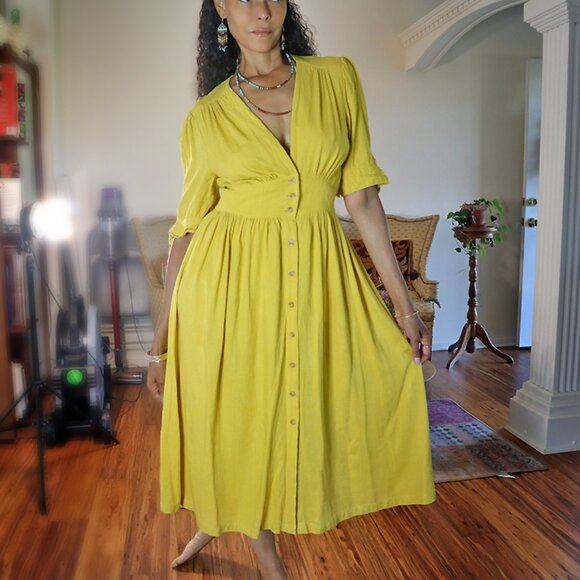 Classic Button Down V-Front Linen Dress - Picture 2 of 7